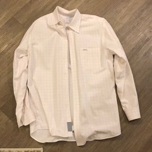 Beautiful dress shirt you can pull off for fall